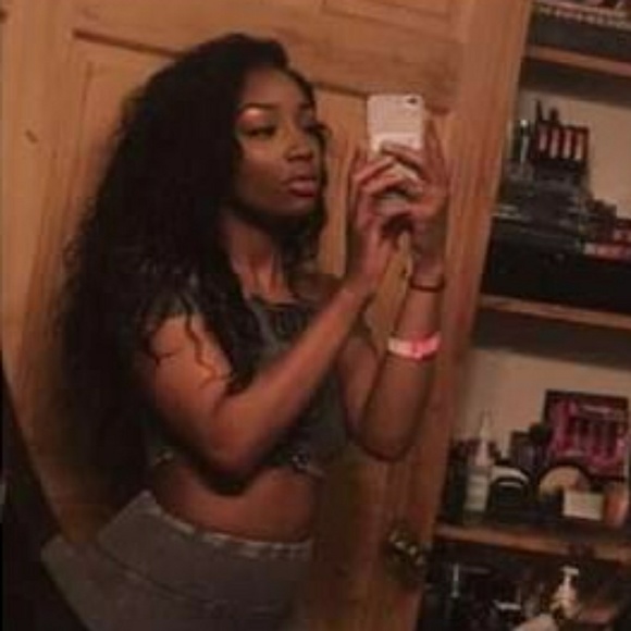 Meet your Posher, Jordyn - Picture 1 of 1